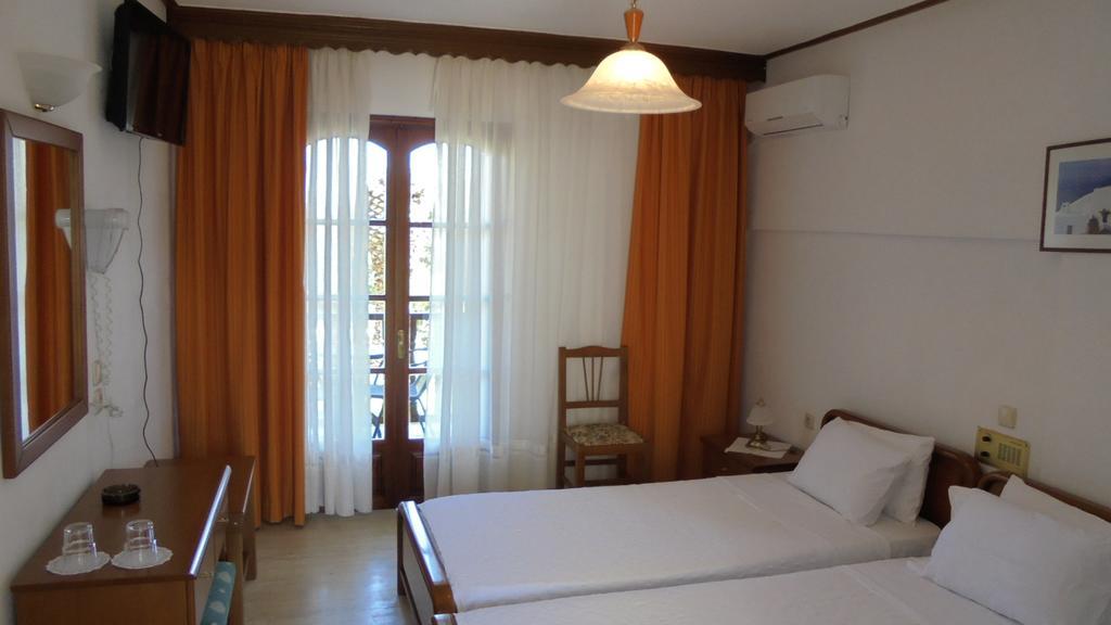 Hotel Paradise Vasilias  Bagian luar foto