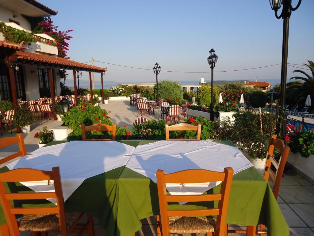 Hotel Paradise Vasilias  Bagian luar foto