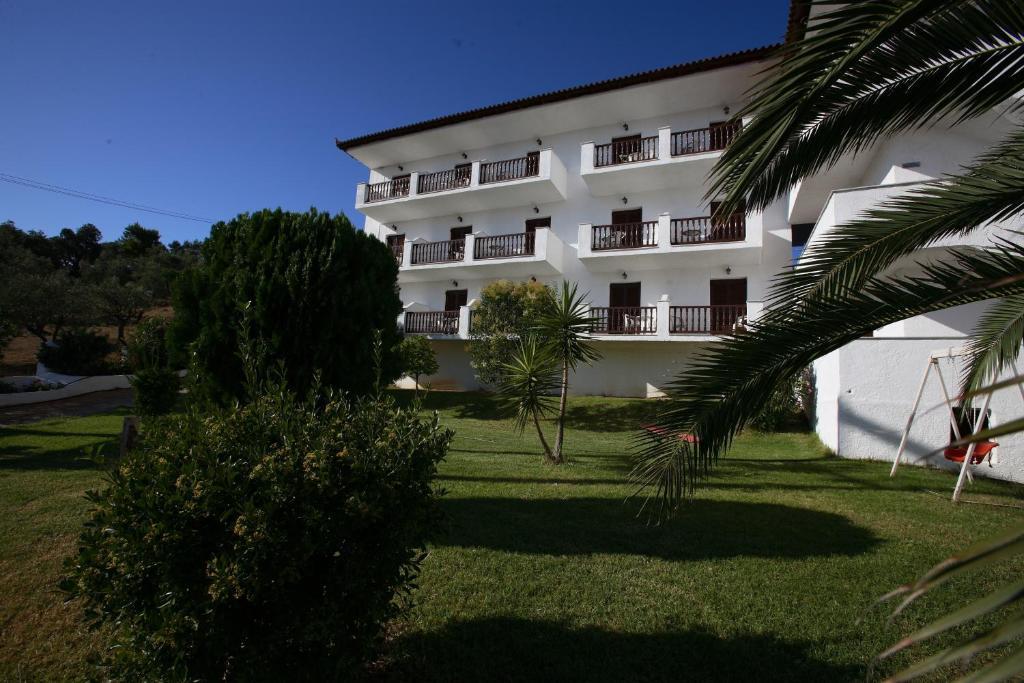 Hotel Paradise Vasilias  Bagian luar foto
