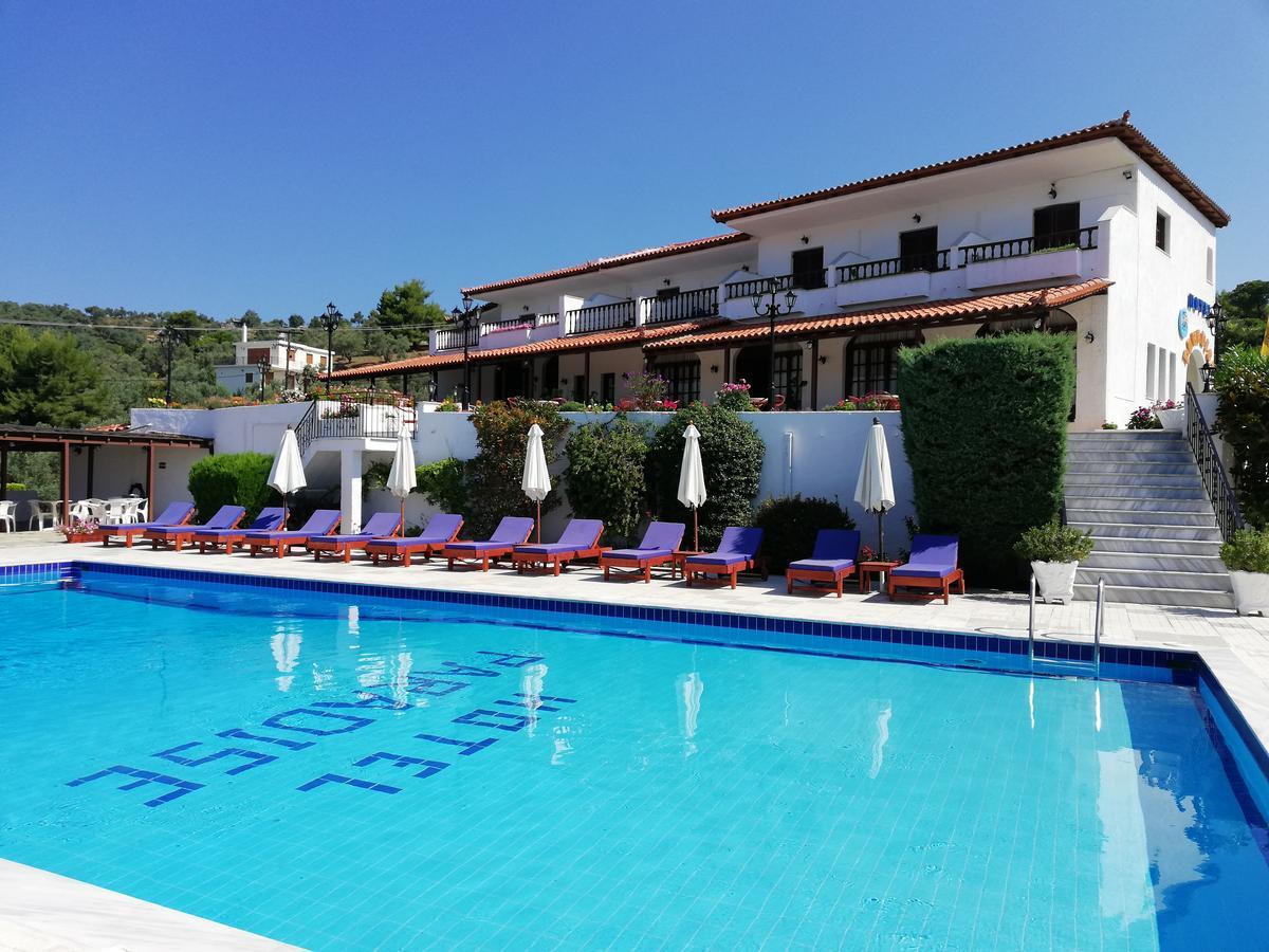 Hotel Paradise Vasilias  Bagian luar foto
