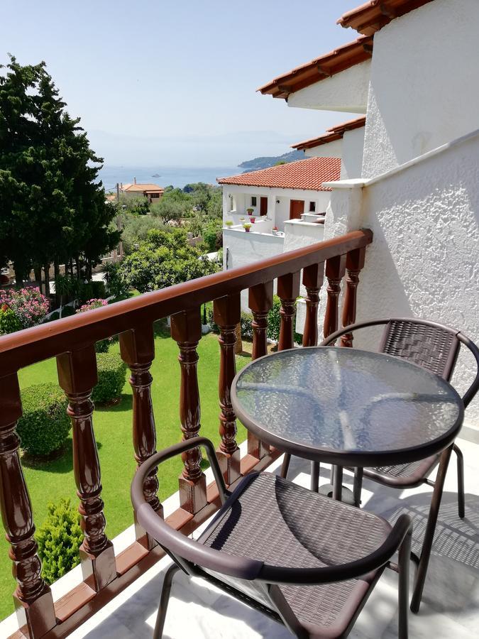 Hotel Paradise Vasilias  Bagian luar foto