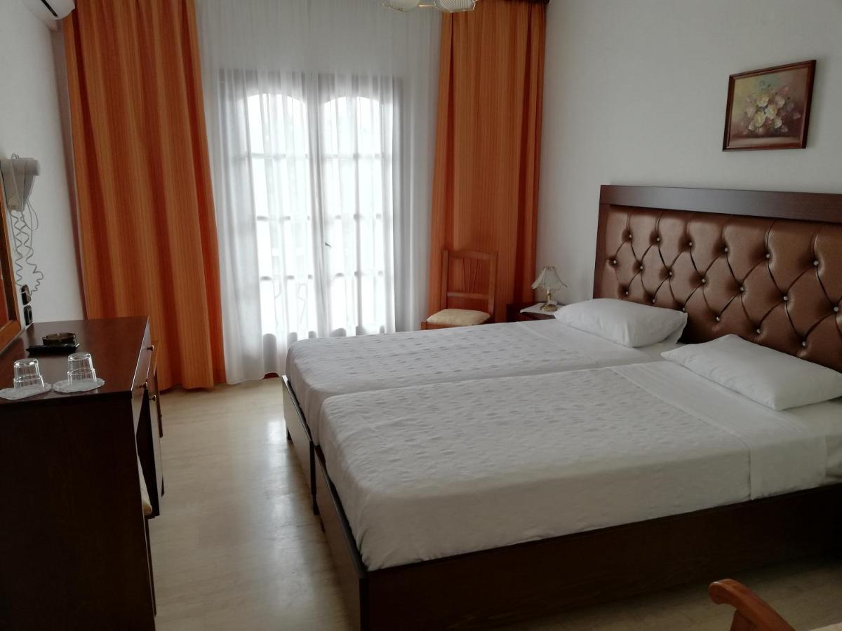 Hotel Paradise Vasilias  Bagian luar foto